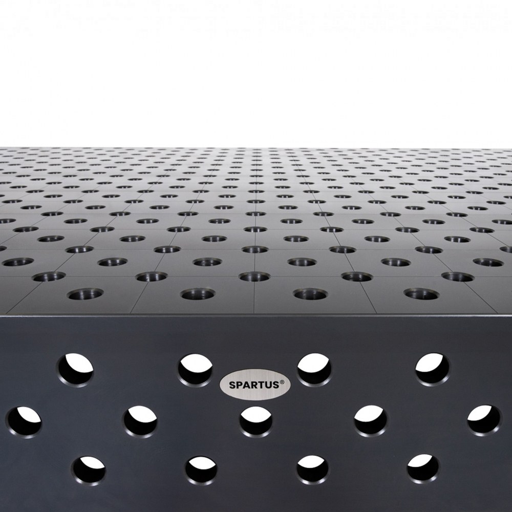 Stół spawalniczy SPARTUS MAXIMUS 3D 2400x1200x200mm | diagonalny | D28 | 6 nóg ze stopami L=650mm - obrazek 3